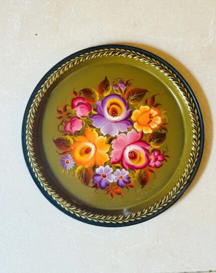 מגש מתכת וינטאגי רוסי