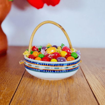 קרמיקה ישראלית סלסלה עם ידית עץ לפיד