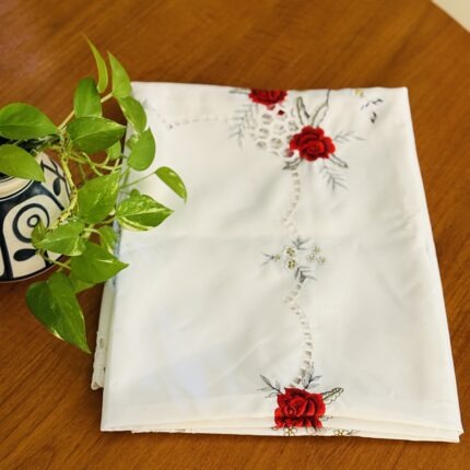 מפה וינטאגי רקומה גדולה