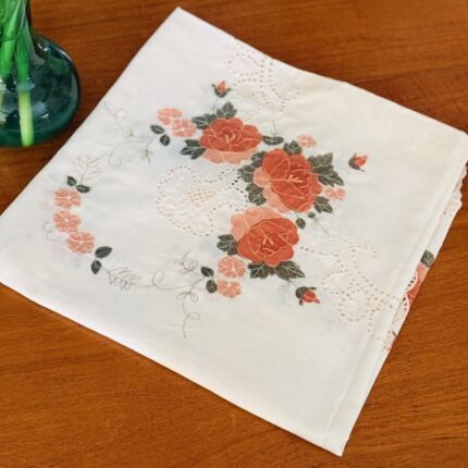 מפה צבעונית עבודת יד וינטגי