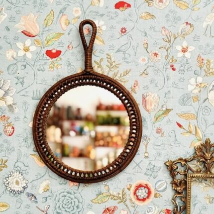 מראה מבמבוק לתליה